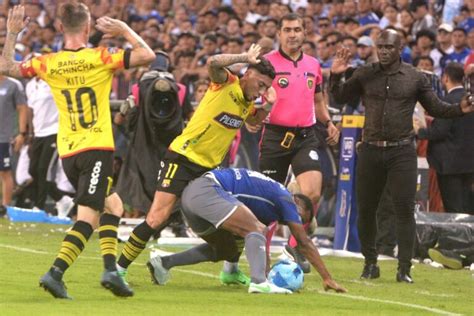 A Qu Hora Juegan Barcelona Sc Y Emelec En El Cl Sico Del Astillero