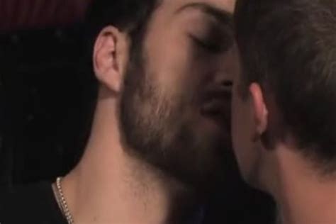 Golden Gay Porn Videos At Boy 18 Tube