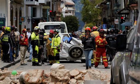 Un Terremoto De Magnitud Deja Al Menos Muertos En Ecuador La