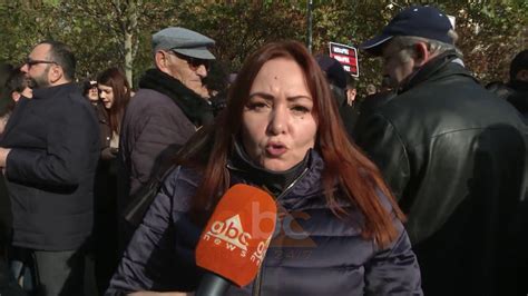 Paketa Anti Shpifje Gazetaret Ne Proteste Te Parlamenti Abc News