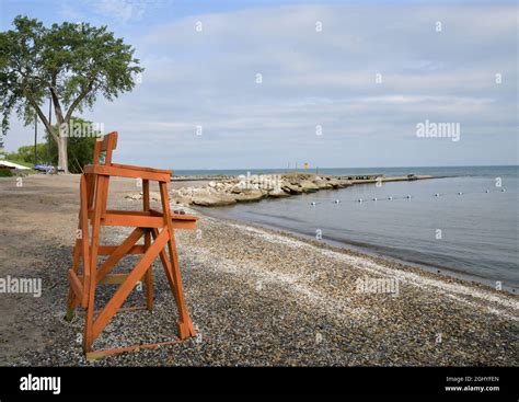 Silla De Salvavidas En La Playa Fotograf As E Im Genes De Alta