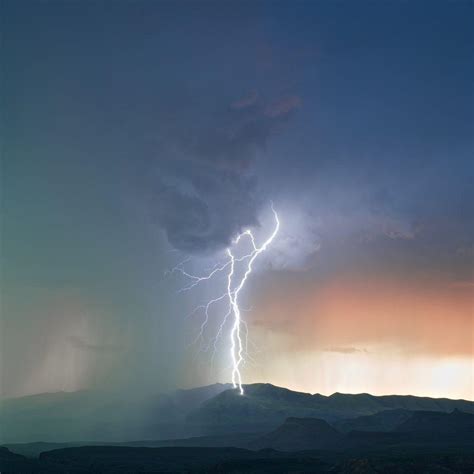 Lightning Mountain Wallpapers - Top Free Lightning Mountain Backgrounds ...