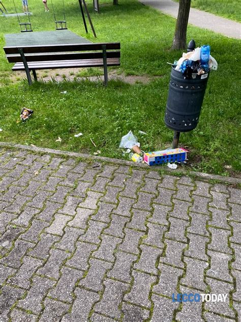 Incivilt E Degrado Ai Giardini Pubblici Segnalazione A Lecco