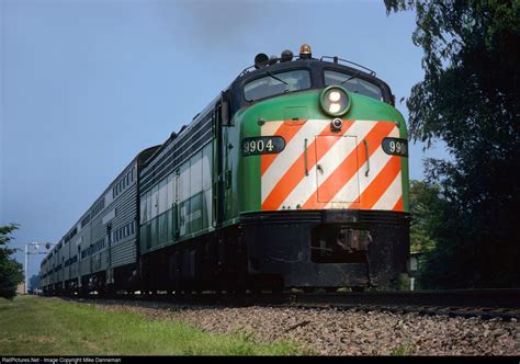 What Happened To The Old Burlington Northern E9 Units R Trains