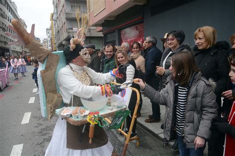 Vilagarcía se echa a la calle para hacer desfilar todas sus ganas de