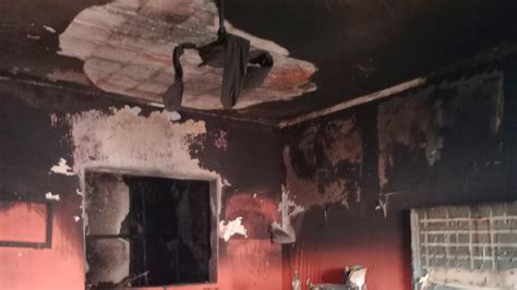 Una Vivienda Sufri Un Incendio Y Hubo P Rdidas Materiales Elonce