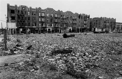 Everyday Life of Brownsville, Brooklyn in the Early 1970s Through Amazing Black and White Photos ...