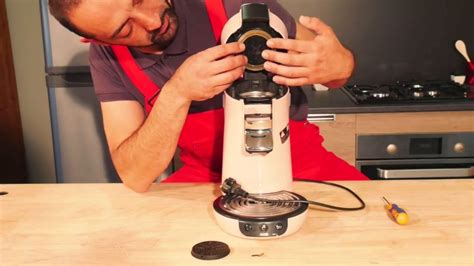 Cafetière à dosette Comment remplacer le joint d une cafetière Senseo