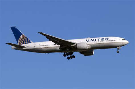 N United Airlines Boeing Er Iad John Boulin Flickr