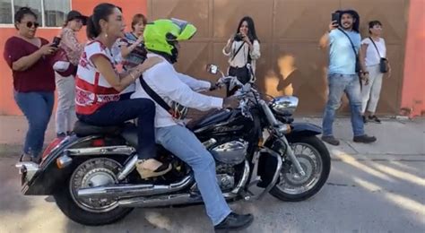 Sheinbaum llega en moto a concentración masiva hubo una gran