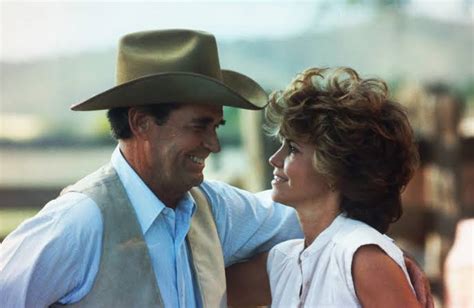 1985 James Garner & Sally Field ('Murphy's Romance') : r/OldSchoolCelebs