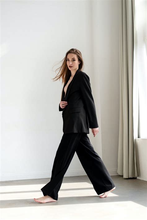 How to Style a Black Suit for Women - Town of Broadalbin