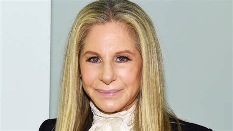 Barbra Streisands Romance With Justin Trudeaus Dad Didnt Last Long