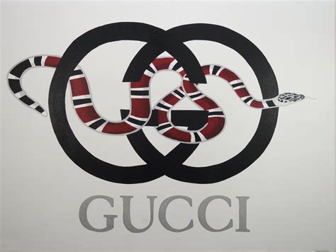 Gucci Snake Silver 40x30 Art Canvas Art Art Inspiration