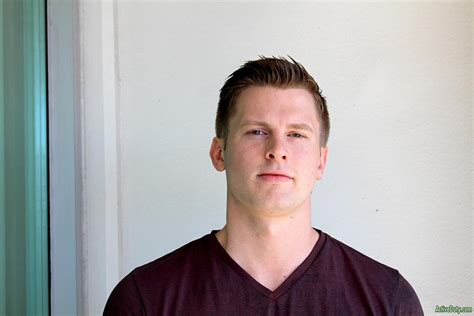 Travis From Active Duty Free Gay Porn Gallery