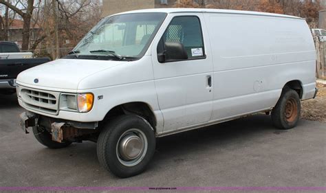 1999 Ford Econoline E250 Van In Olathe KS Item H7858 Sold Purple Wave