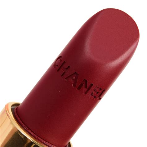 Chanel Sophistiquee Flamboyante Rouge Allure Velvet Reviews