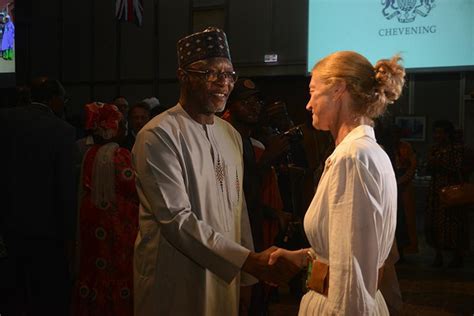 F Te Du Roi Charles Iii Lambassade Du Royaume Uni Au Niger Organise