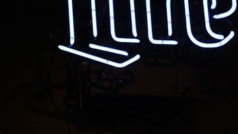 Miller Lite Beer Neon Sign For Sale At Auction Mecum Auctions