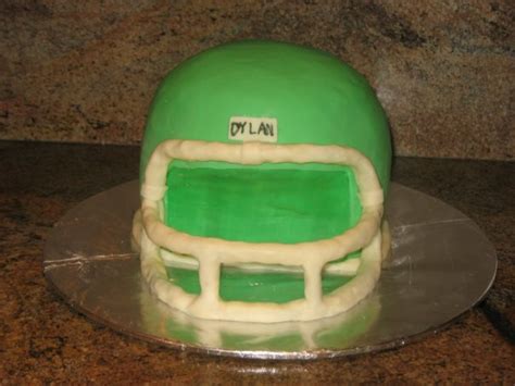 Football Helmet - CakeCentral.com