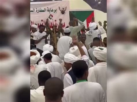 غـ ـاندي خالد On Twitter 🇸🇩 🇸🇦 وقفة الجالية السودانـ ـية بمدينة