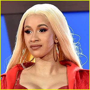 Cardi B Fires Back At Report Claiming Shes Releasing Nicki Minaj Diss