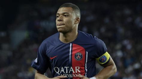 Kylian Mbapp Anunci Su Salida Del Psg Y Se Despide En El Parque De