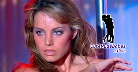 Erica Durance Strip In Smallville Screencap Totally Naked Showing Her Sexy Hot Naked Body Cute