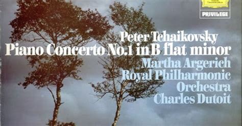 Chucrute Quiabo Tchaikovsky Piano Concerto No 1 Martha Argerich