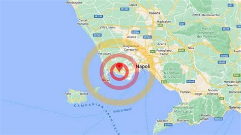 Terremoto A Napoli Oggi Due Scosse Ai Campi Flegrei Napoli Zon