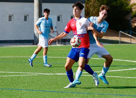 El Arosa juvenil visita al Racing de Santander candidato al título