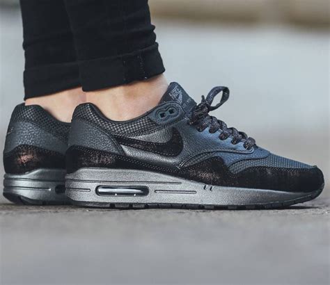 Nike Air Max Premium Wmns Anthracite Metallic Hematite Black