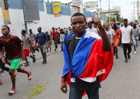 In pictures: Hundreds protest government in Haiti - February 6, 2024 ...