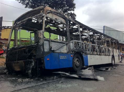 G Ap S Duas Mortes Segundo Nibus Incendiado Na Zona Norte De Sp