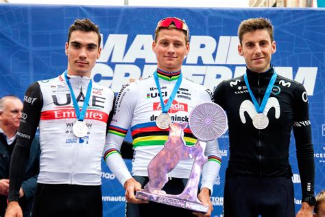 Van Der Poel Luce El Trofeo De Campe N Del Madrid Crit Rium Junto A