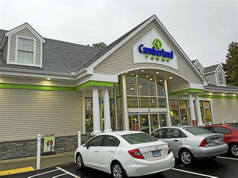 New Cumberland Farms Opens On East Main Street Replacing Other Location