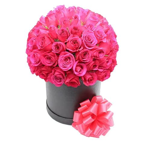 Box Of 100 Pink Roses Gulfflora