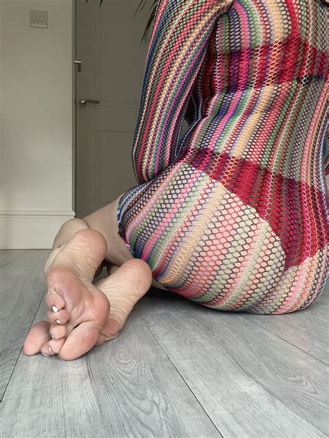 Bornroyal Feet On Twitter Rt Stunning Feet Perfect Soles Exist