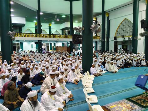 Majlis Khatam Sahih Bukhari Perdana Dan Pelancaran Kurikulum Wajib