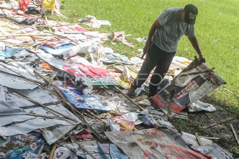 Tumpukan Sampah Apk Pemilu Antara Foto