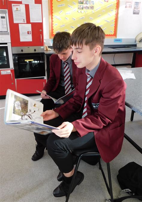 'Take 10 To Read' - Kilkeel High School