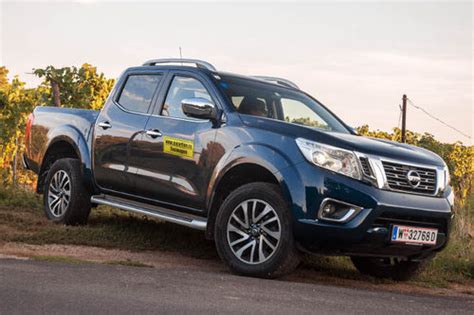 Nissan Navara Double Cab 2 3 DCi Tekna Im Test Offroader Tests