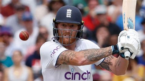 Ashes Ricky Ponting Sees Traits Of Ms Dhoni In Ben Stokes Match