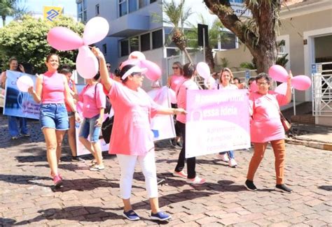 Notícia Caminhada Em Homenagem Ao Outubro Rosa Prefeitura Municipal