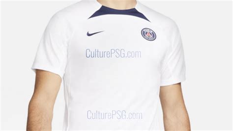 Club Exclu Le Maillot D Entra Nement Du Psg Pour La Saison