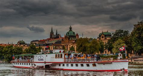 Fotografie Historick Parn K Vltava Pluje V Praze Horydoly Cz