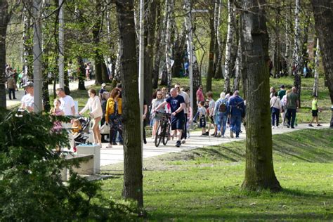 Otwarcie Parku Furgo A Mieszka Cy Zadowoleni Ale Wideo Foto