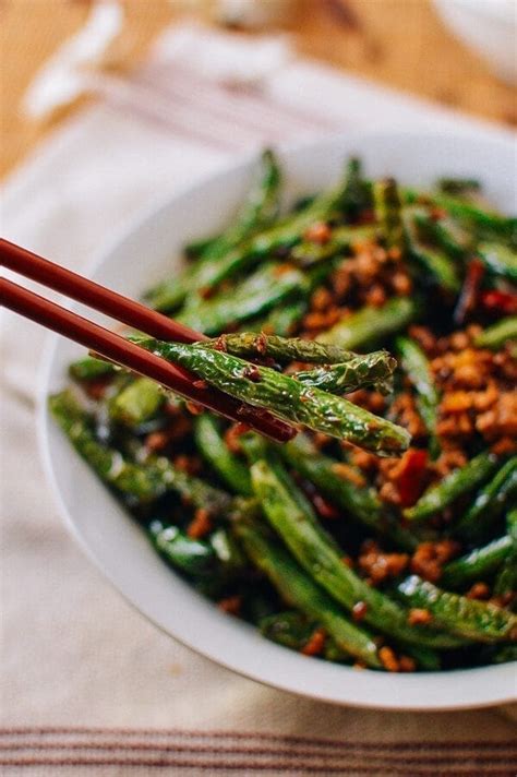 Gan Bian Si Ji Dou Sichuan Dry Fried String Beans The Woks Of Life