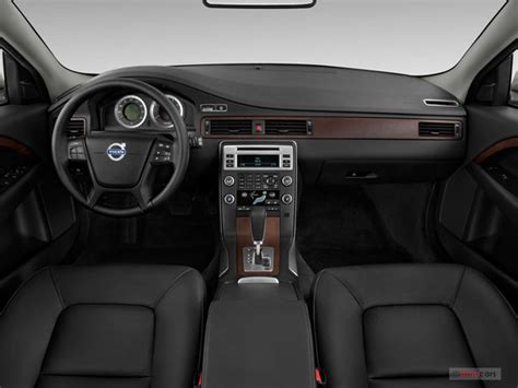 2012 Volvo XC70: 28 Interior Photos | U.S. News