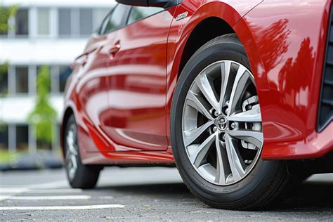 January 2025 Best Tires for Toyota Prius: Maximizing Efficiency and ...